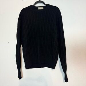 Lord & Taylor The Kensington Lambswool Collection Black Sweater Size Medium